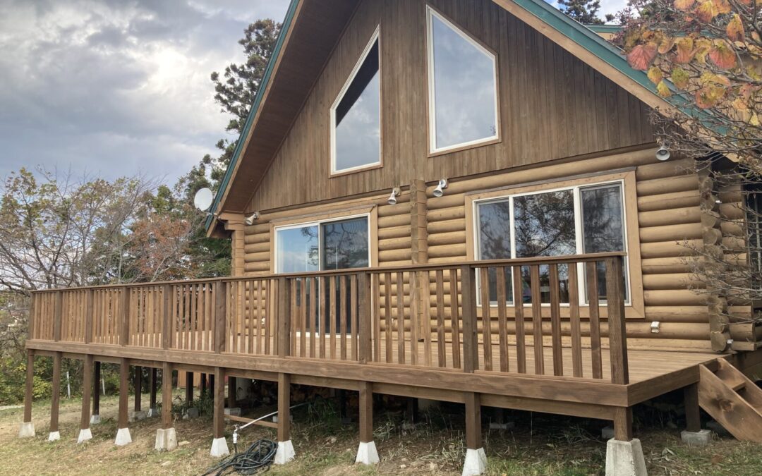 ログハウス-ウッドデッキ